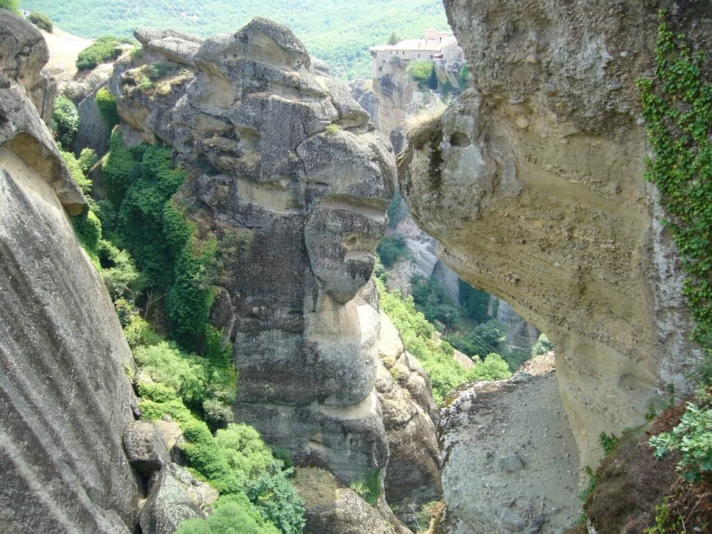 How to create an authentic and memorable wedding in Greece by combining sustainability and personality 12 Kalampaka Greece